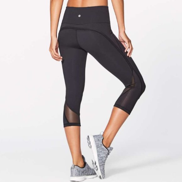 lululemon athletica Pants - Lululemon Fresh In Mesh Crop (19") black size 8